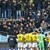 Трибуна, пълна с фенове, се срути на стадион в Нидерландия