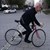 Волен Сидеров пристига с колело на протеста срещу зеления сертификат