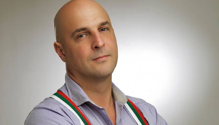 Тежка е битката в политиката, ако не се продаваш и не си даваш части от тялото под наем, каза той