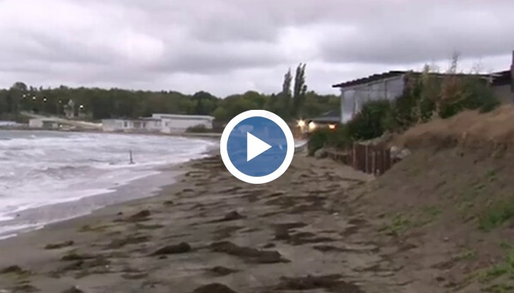 Ивицата в Крайморие е „изядена” от вълните и от нея не е останало почти нищо