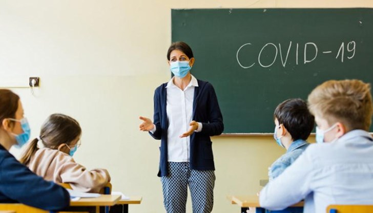 Училищата затварят ако заболяемостта надхвърли 750 на 100 000 души Училищата затварят ако заболяемостта надхвърли 750 на 100 000 души