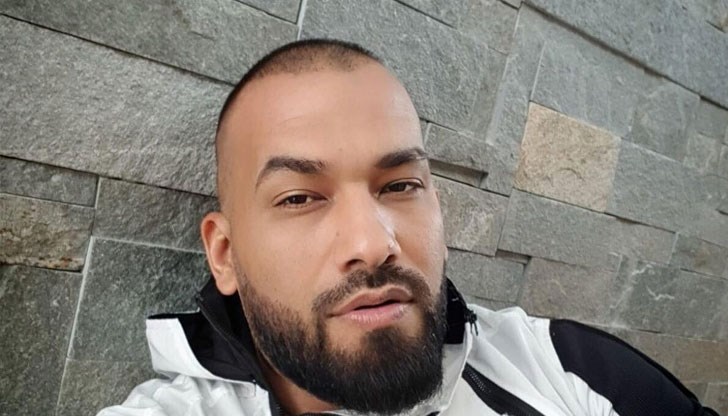 Младият изпълнител е сънувал как лети и как всички плачат на погребението му