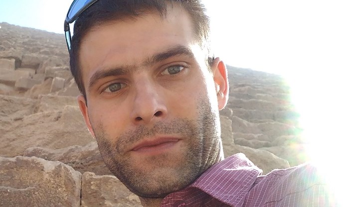 Ивелин и екипът на сдружението търсят възможности да продължат да играят постановката и пред публика извън Русе