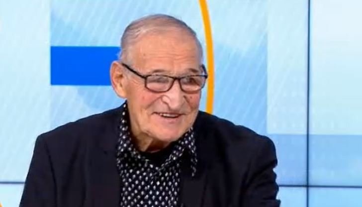 Въпреки че опита да се дистанцира от случилото се на конгреса през изминалата седмица, тъй като не е бил поканен, Димитър Пенев все пак обясни, че новите времена изискват нов тип управление Въпреки че опита да се дистанцира от случилото се на конгреса през изминалата седмица, тъй като не е бил поканен, Димитър Пенев все пак обясни, че новите времена изискват нов тип управление