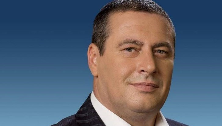 Целта е да ги убеди в плюсовете на ваксинацията