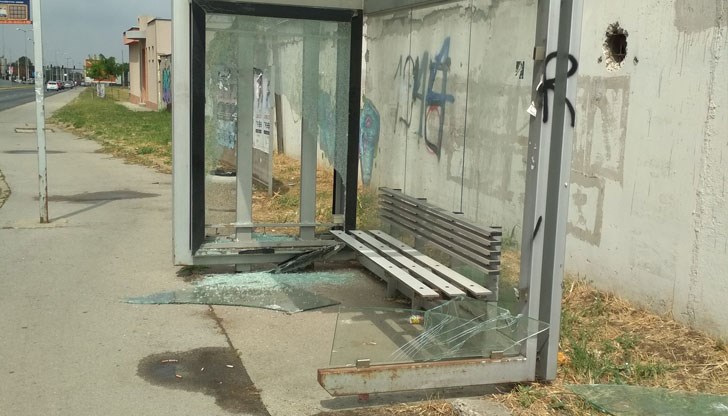 Концесионерът продължавал да изпълнява и задълженията си към павилионите на „Лафка“ Концесионерът продължавал да изпълнява и задълженията си към павилионите на „Лафка“