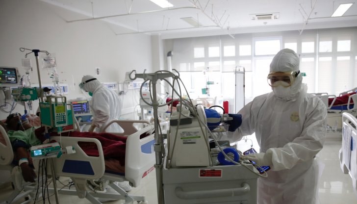 Двете фирми, които обслужват 90% от болниците в страната, работят на ръба на възможностите си