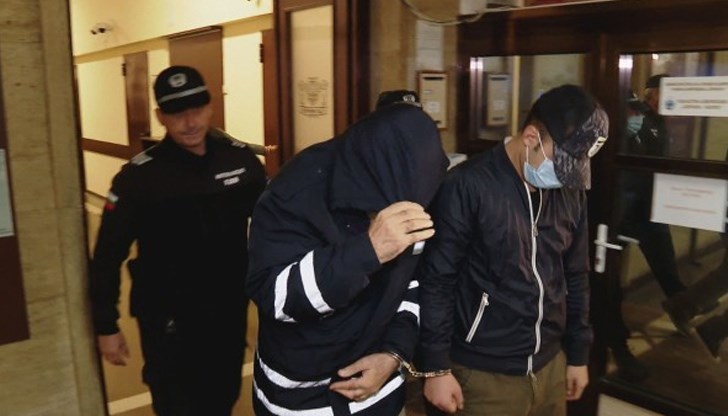 „Все още съм капитан на „Вера Су“, защото един капитан не изоставя кораба си“, заяви в съда Хайдар Ергюн