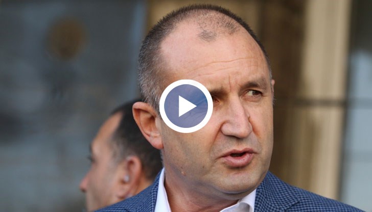 Все пак правете разлика между хора от бизнеса и политически фигури, призова президентът