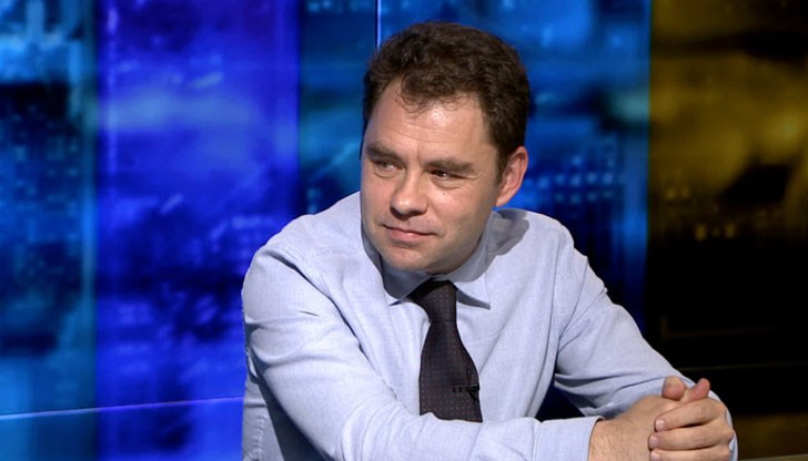 Държавата трябва да внимава с раздаването на компенсации за поскъпналия ток на бизнеса, смята Борис Петров