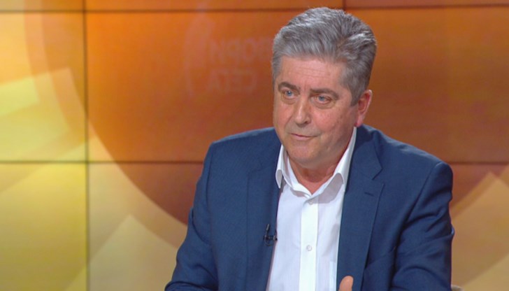 Румен Радев изостави президентския език, заяви предшественикът на президента Румен Радев изостави президентския език, заяви предшественикът на президента