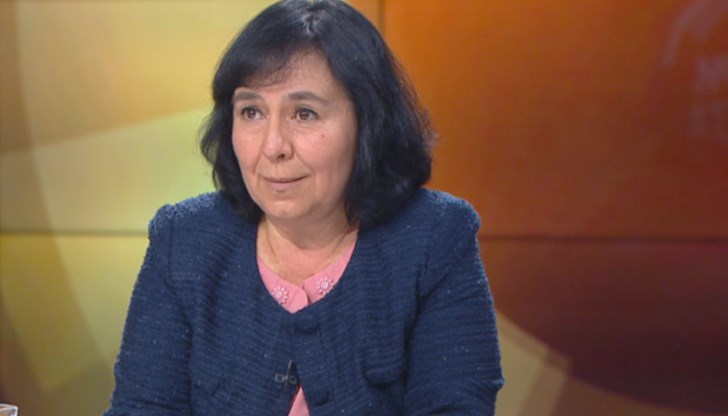 Според нея зеленият сертификат действа - за 2 дни има над 40 000 ваксинирани Според нея зеленият сертификат действа - за 2 дни има над 40 000 ваксинирани