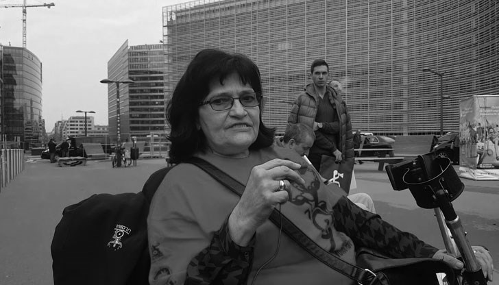 Тя бе символът, мотото, гурото на независимия живот в България