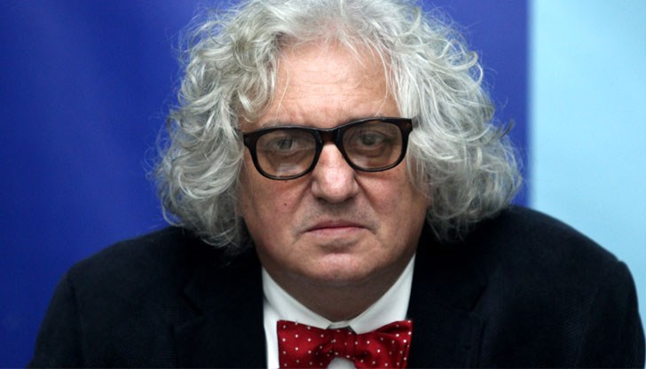 В началото изглеждаше, че тогавашните управляващи от ГЕРБ може и да успеят и дори да извлекат имиджови дивиденти от пандемията В началото изглеждаше, че тогавашните управляващи от ГЕРБ може и да успеят и дори да извлекат имиджови дивиденти от пандемията