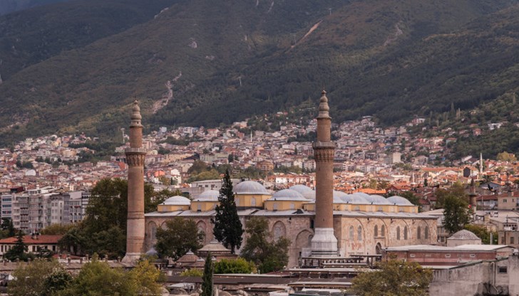 Хора, израснали в омуртагското село Обител, макар и разпръснати в различни точки на света, днес милеят за мястото, където са корените им