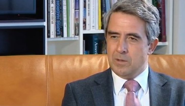 Той е категоричен, че не можем да бъдем свободни в хаоса. Нужни са правила и ред, изтъкна президентът