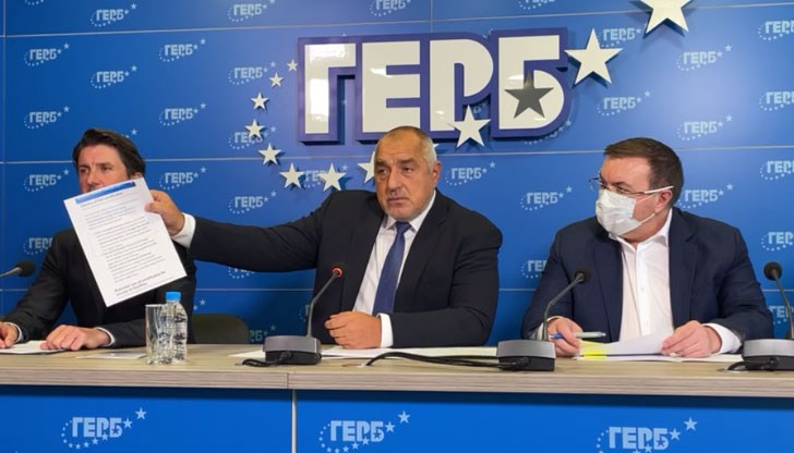 Има 80% неваксиниран електорат за печелене. Ако оцелее до 14-ти ноември