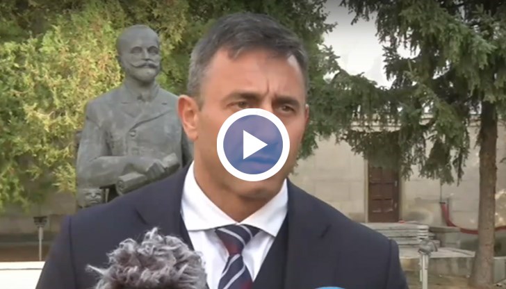 Той потвърди, че се очаква приходите в НАП до края на годината да са с над 2 млрд. лева повече.