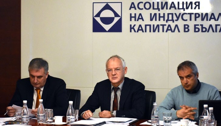 Не е ясно дали новоизбраният парламент ще гласува Бюджет 2022, изработен от служебното правителство, притеснява се АИКБ Не е ясно дали новоизбраният парламент ще гласува Бюджет 2022, изработен от служебното правителство, притеснява се АИКБ