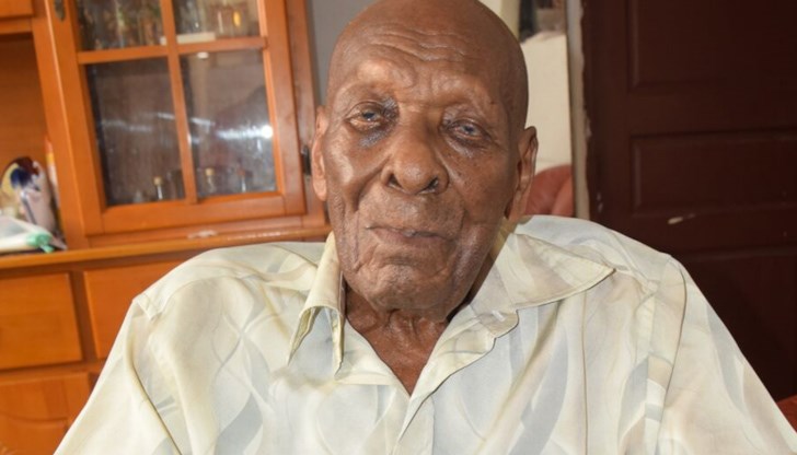 Жул Теобал почина на 112 години в дома си Жул Теобал почина на 112 години в дома си