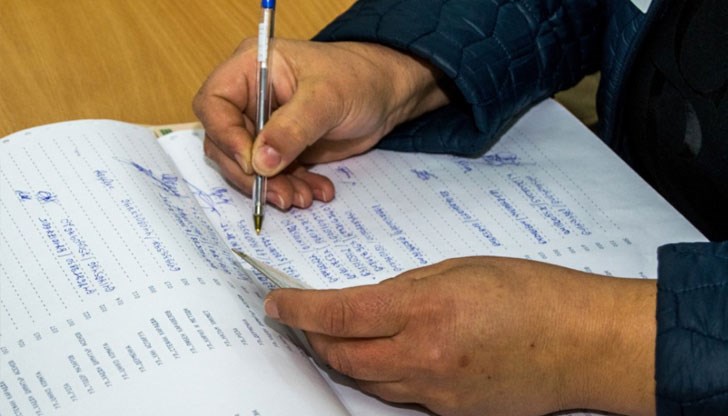 ЦИК е безпомощна срещу подобни лоши практики, защото законотворците ги игнорират