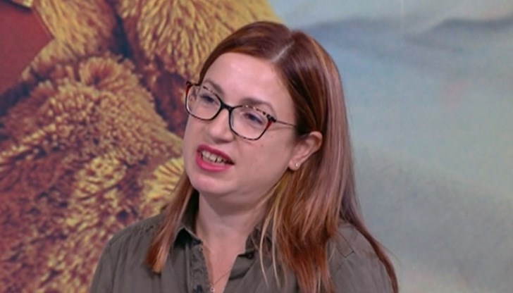 До края на годината ще се обсъди и 6-месечни бебета да може да се имунизират, добави експертът До края на годината ще се обсъди и 6-месечни бебета да може да се имунизират, добави експертът