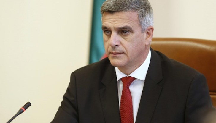 Дискусията започва в 8:30 часа