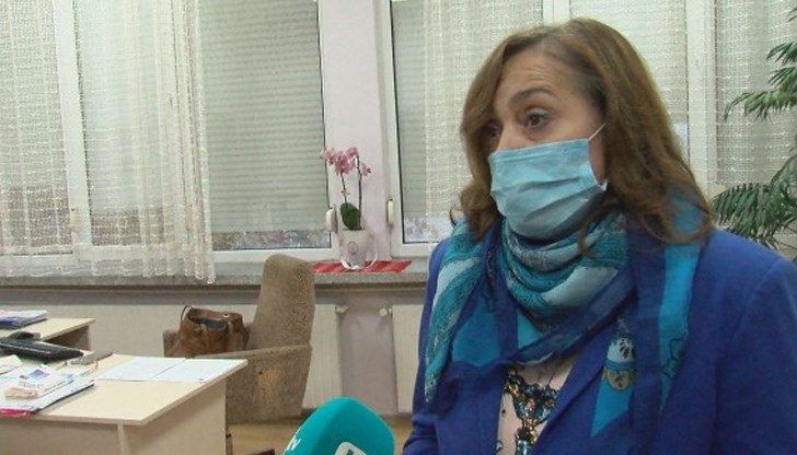 Образователният министър поиска поне месец гратисен период, ако трябва да се въведе зелен сертификат и за учителите