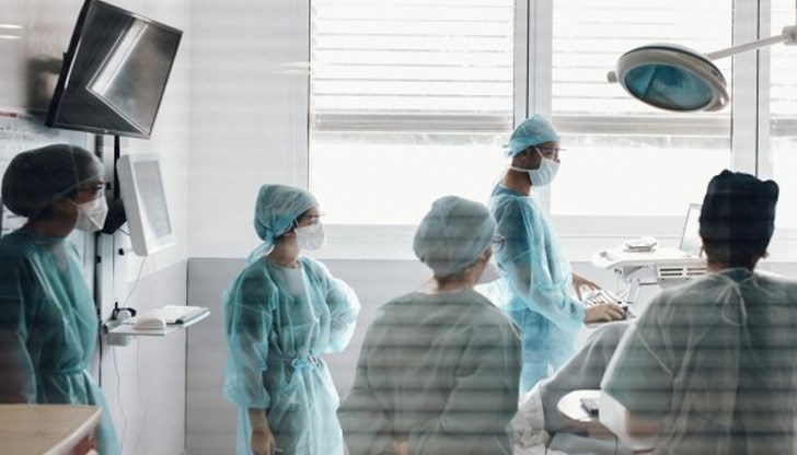 Въпреки успешно присадения орган неговото сърце не е издържало и е починало Въпреки успешно присадения орган неговото сърце не е издържало и е починало