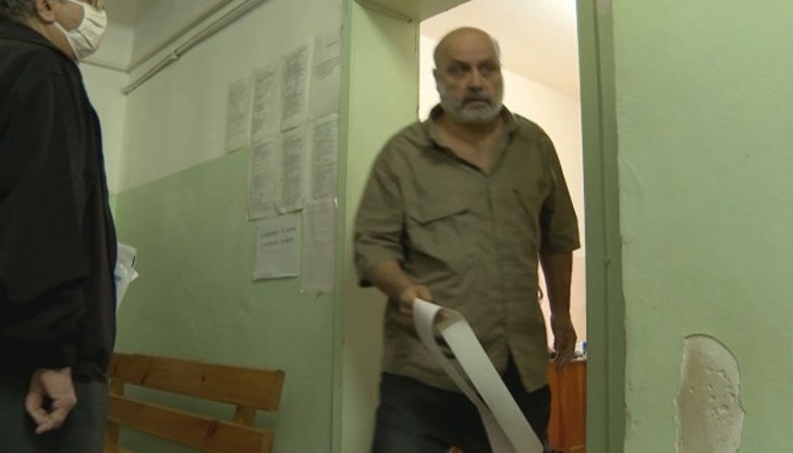 Версията на лекаря д-р Георги Андреев е, че е допусната техническа грешка