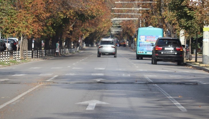 Обмисля се ограничението да важи както за булевардите „България“ и „Тутракан“, така и за улиците в самия град