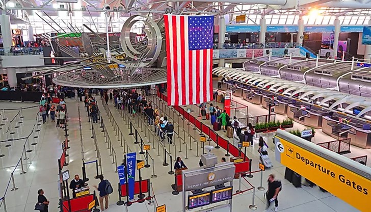 САЩ обмислят добавянето на четири страни в програмата си за безвизов достъп при престой до 90 дни