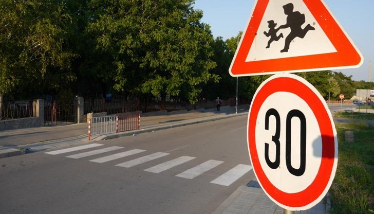 По предложение на кмета Милков 6 360 лева от бюджета ще се заделят за осветяване на пешеходните пътеки