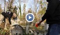 Родолюбиви българи чистят гробовете на забравени герои