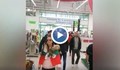 Протестиращи срещу зеления сертификат нахлуха в магазини в Шумен