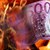 Хазяйка в Израел изгори банкноти заради страха си от COVID-19