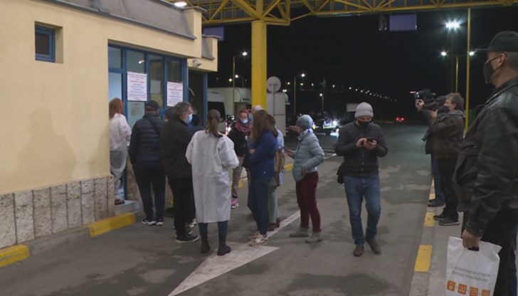 Те кацнаха по-рано днес на военна база 90 в Букурещ