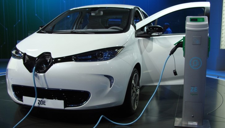 Европейската зарядна инфраструктура все още не е готова за революцията на е-колите