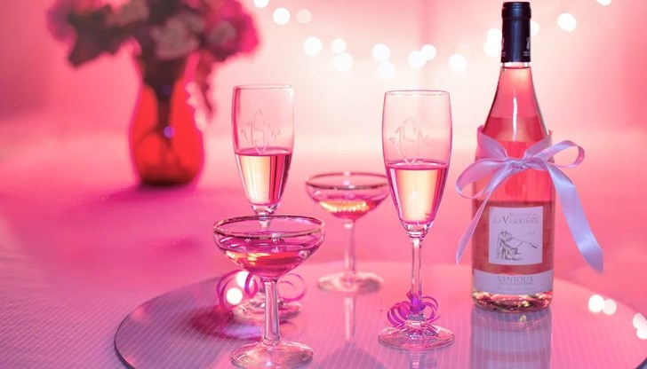 Честито на всички именици! Честито на всички именици!