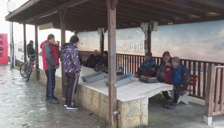 Рибарите в Поморие се оплакват, че тази година паламудът не излязъл