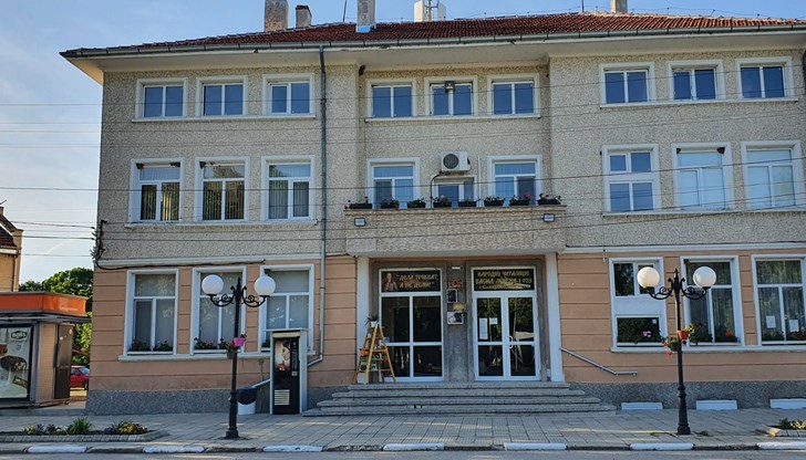 Освен без банкомат, едно от най-големите села в региона няма и аптека