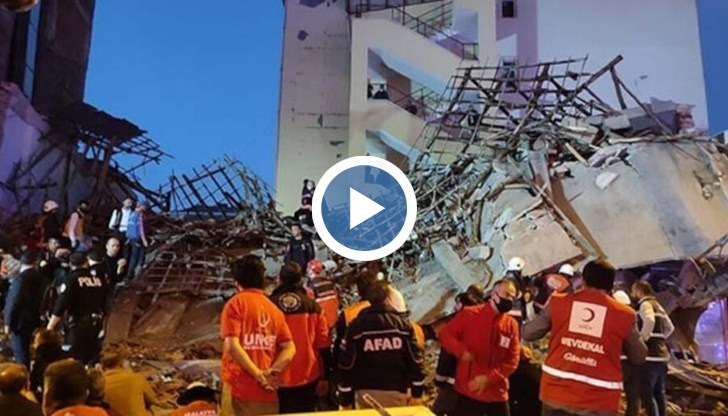 Най-малко 20 души са останали затрупани под сградата