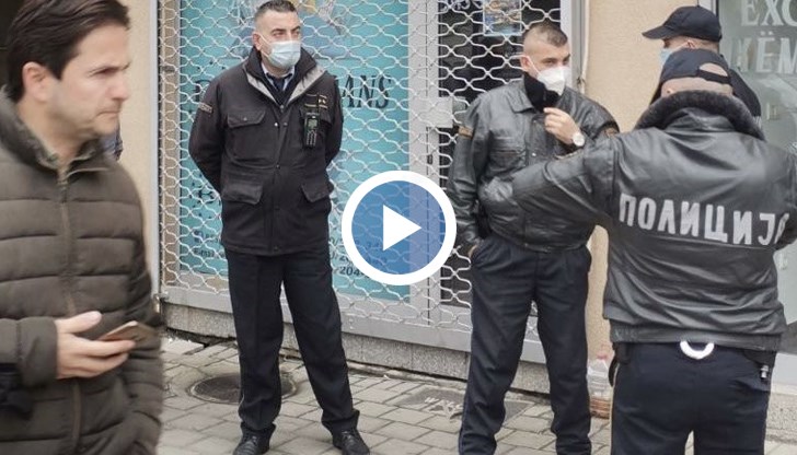 Пред канцеларията на автобусната фирма се събират роднини на пътувалите в злощастния автобус от Истанбул към Скопие