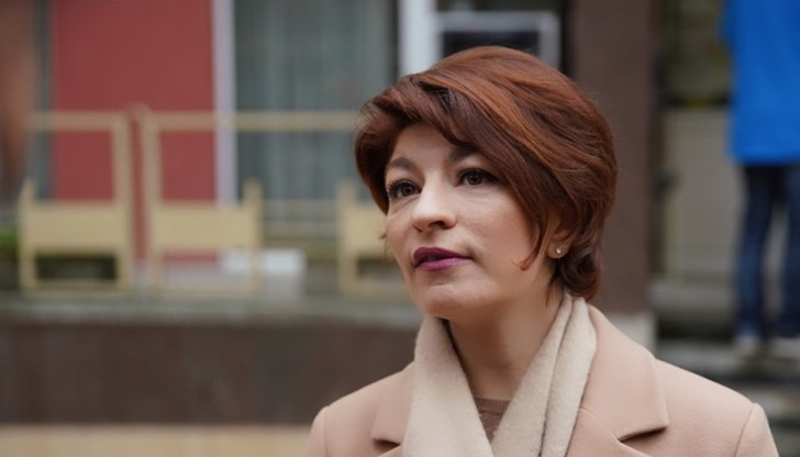 Десислава Атанасова си е харесала спечеления мандат в Русе. Така освобождава спечеленото място от коалицията в Разград