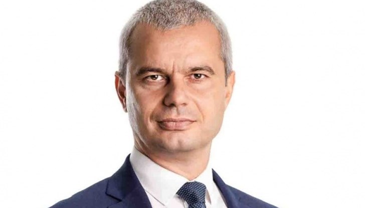 Костадин Костадинов е авторитетен историк, автор на няколко книги и документални филми, свързани с българската диаспора
