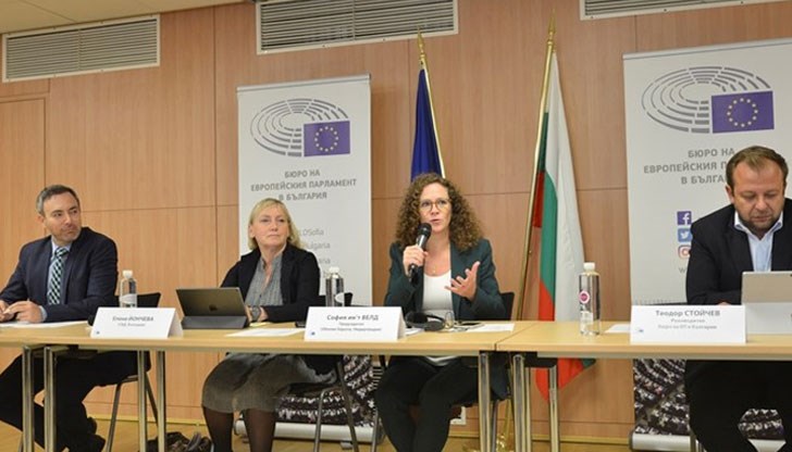 Мониторинговата група се тревожи заради отчетността на главния прокурор, собствеността на медиите и полицейската бруталност Мониторинговата група се тревожи заради отчетността на главния прокурор, собствеността на медиите и полицейската бруталност