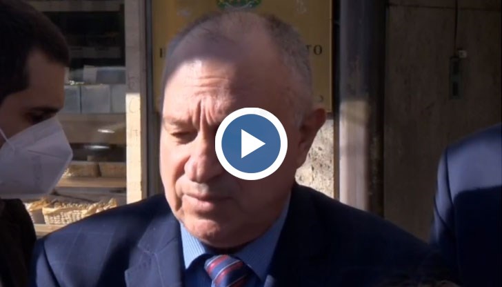 Зеленият сертификат работи добре и дава резултати, заяви д-р Александър Златанов