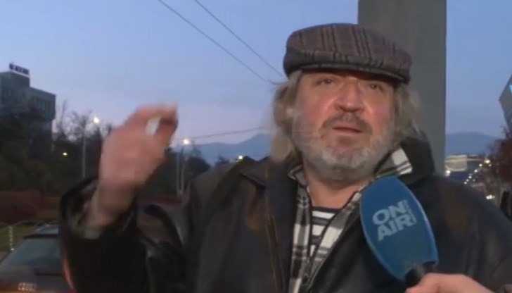 "Всичко е старо, ретроградно – имаме машини, а броим на ръка", оплака се председател на СИК в София