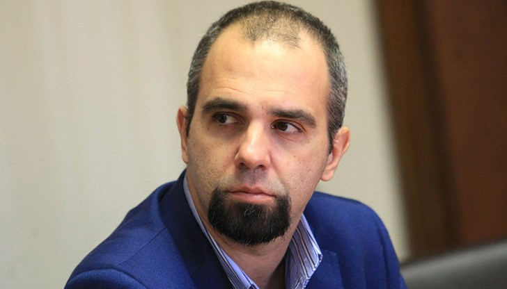 Активността и в президентския, и в парламентарния вот е почти идентична според агенцията Активността и в президентския, и в парламентарния вот е почти идентична според агенцията