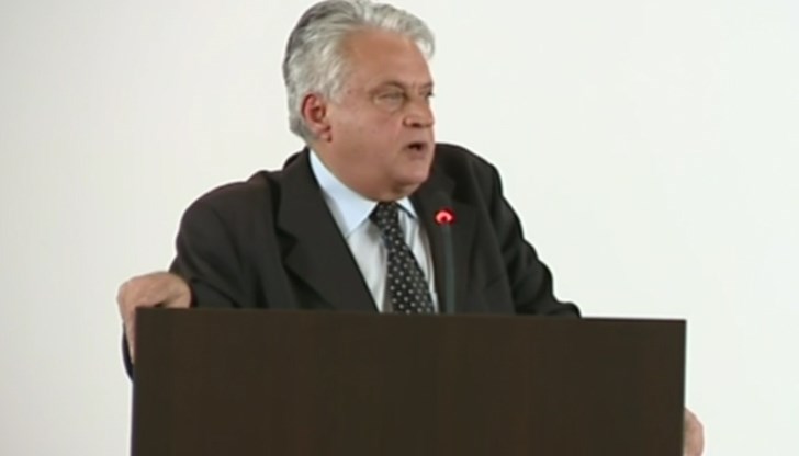 За месец и половина в хода на разследването са разпитани близо 200 души, а екипът проверяващи беше близо 60 души